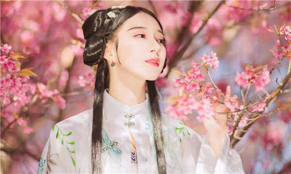 邕宁供卵试管婴儿：助您实现家庭梦想的科学方案